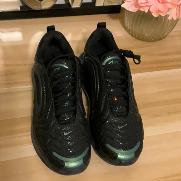 🚨NEW🚨 Nike Airmax 720 size 11 - Picture 3 of 6